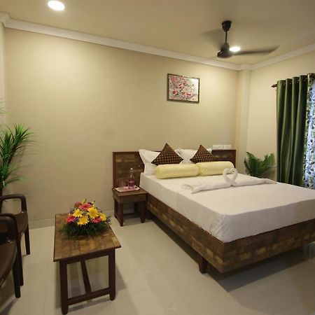 فندق Kochiفي  Mirage Residency المظهر الخارجي الصورة