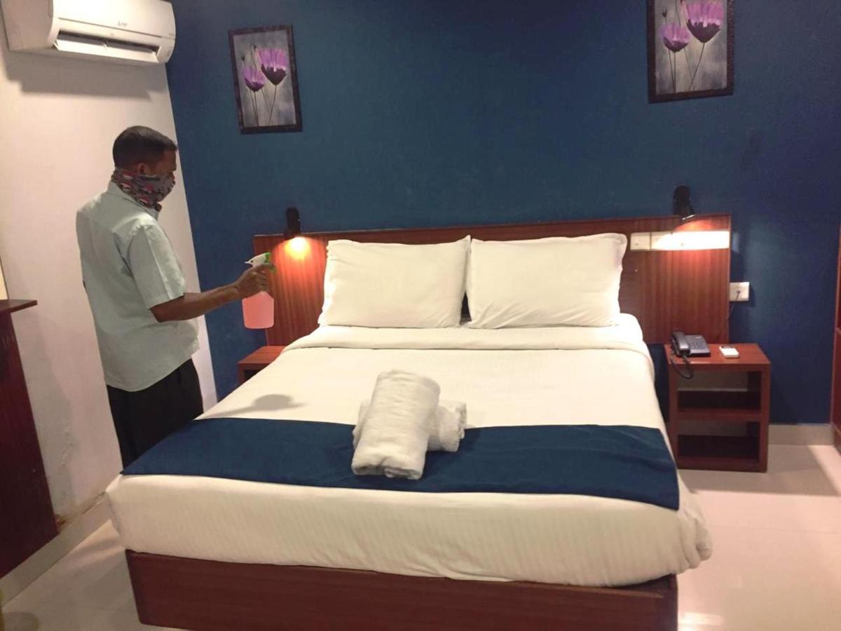 فندق Kochiفي  Mirage Residency المظهر الخارجي الصورة