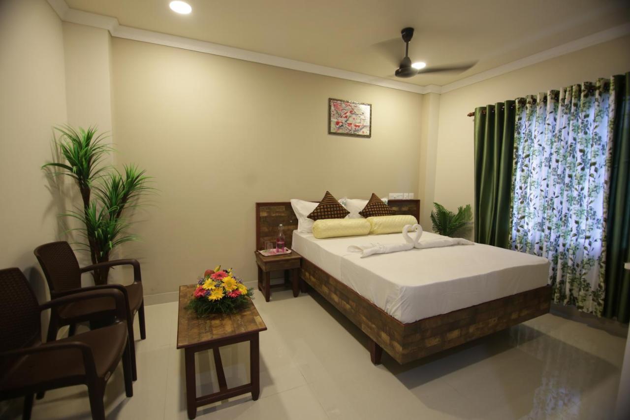 فندق Kochiفي  Mirage Residency المظهر الخارجي الصورة